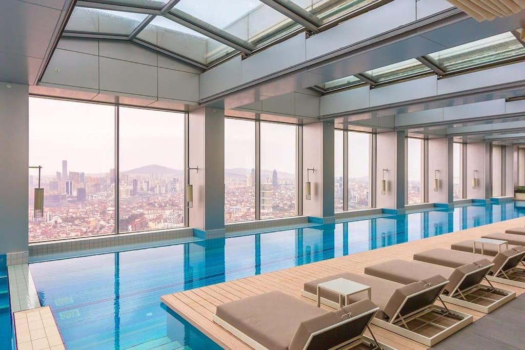 Emaar, Dinner At 102M With A View Of The Bosphorus Стамбул Экстерьер фото